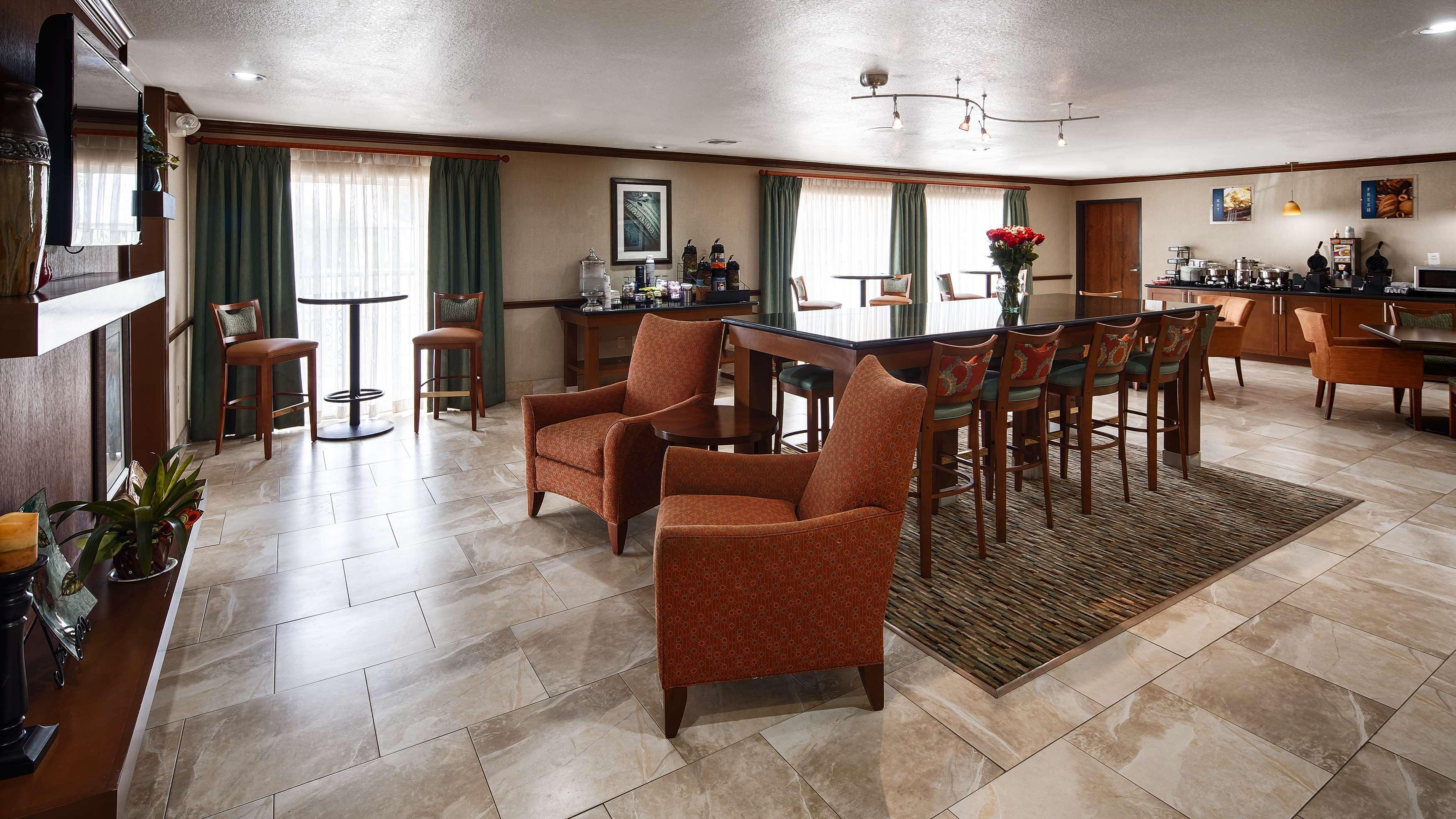 Best Western Plus Atrium Inn Schertz Bagian luar foto