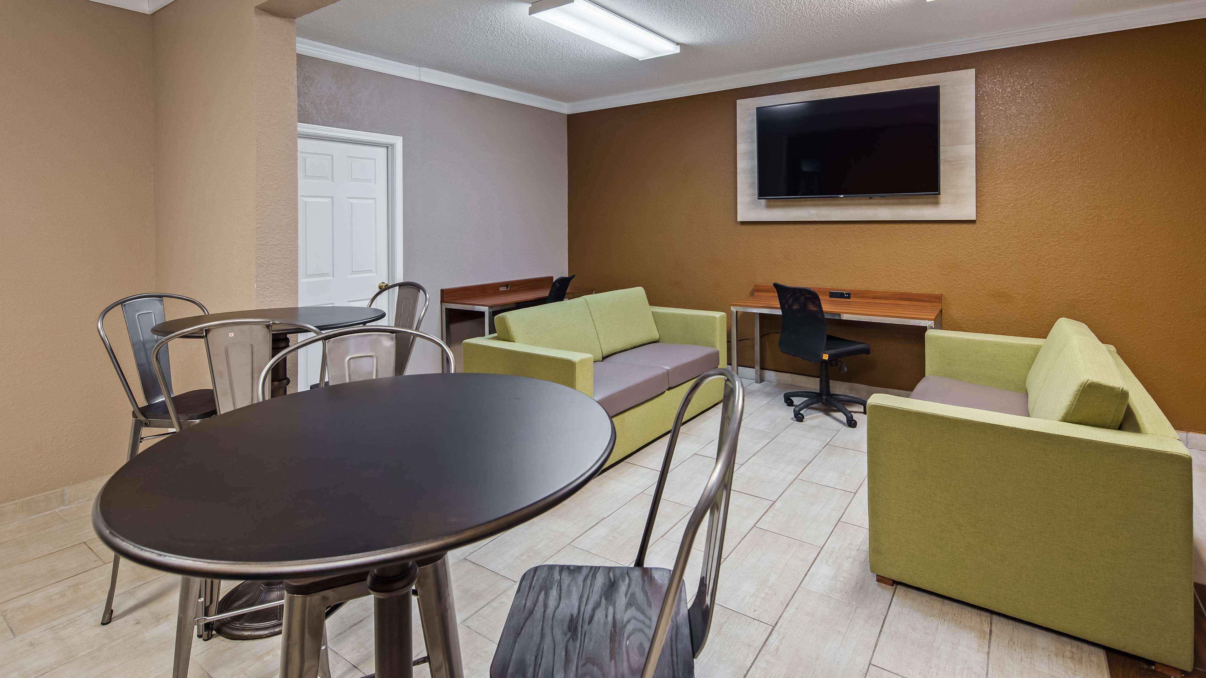 Best Western Plus Atrium Inn Schertz Bagian luar foto