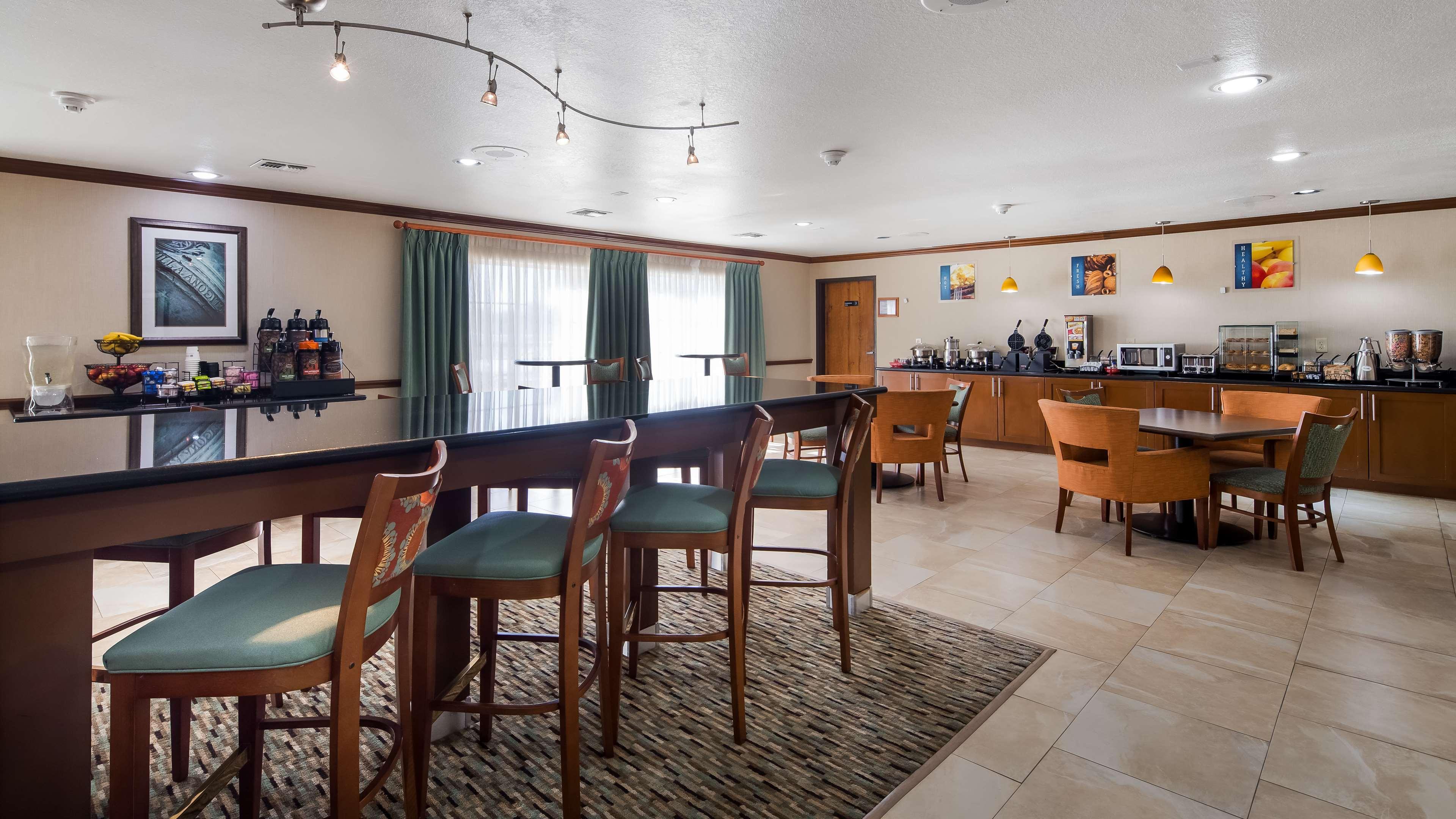 Best Western Plus Atrium Inn Schertz Bagian luar foto