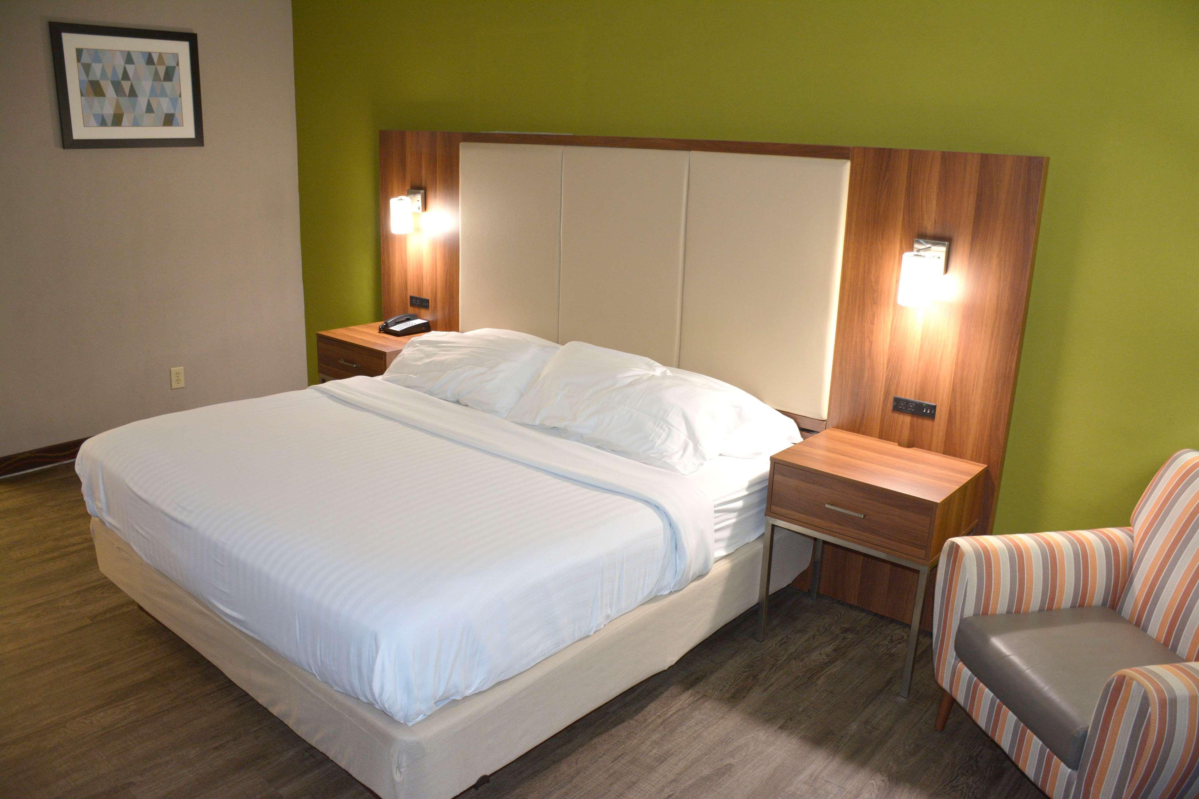 Best Western Plus Atrium Inn Schertz Bagian luar foto